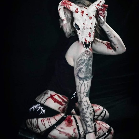 Heyooo, it’s me, Tiff St⭐️rwolf - Picture 2 of 16